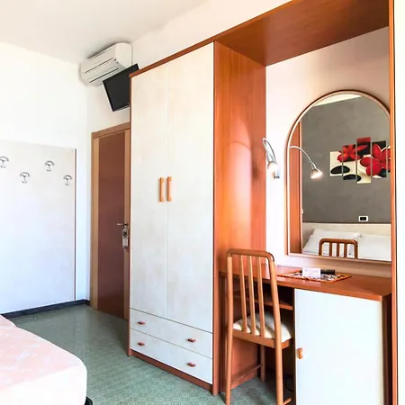 Sandra 3* Gatteo a Mare