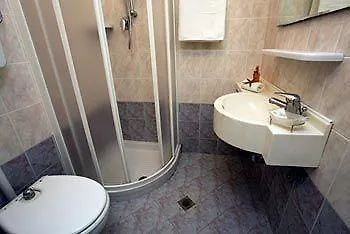 Hotel Sandra