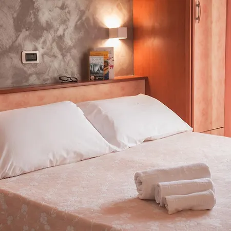 Hotel Sandra