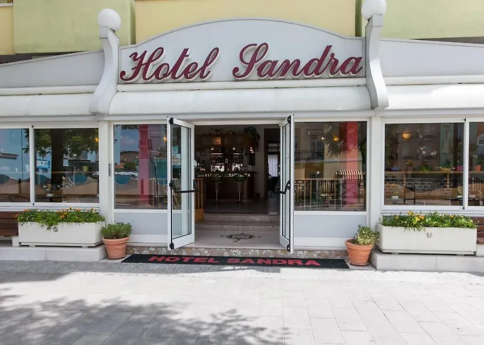 Sandra גאטאו א מארה