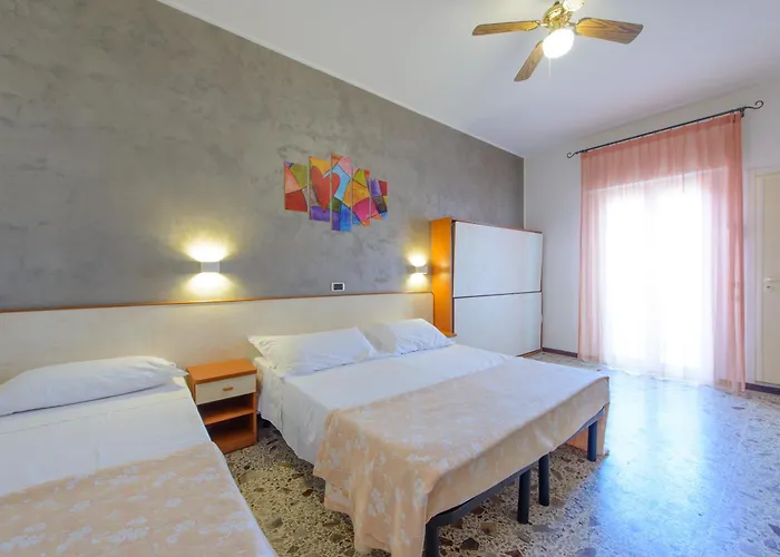 Sandra Hotel Gatteo a Mare