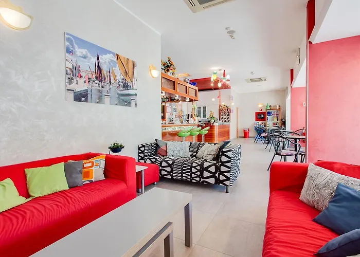 桑德拉酒店 加提欧马里